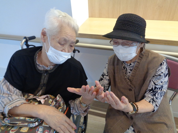 SさんとMさん爪