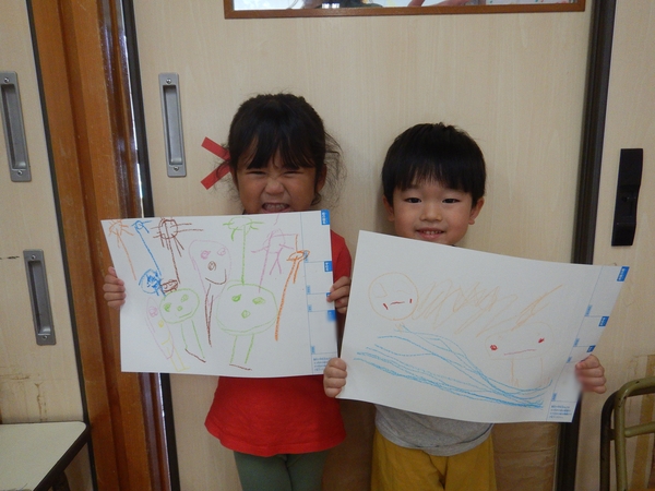 絵を描きた子ども