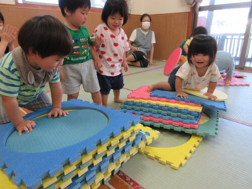 プラポイントで遊んでいる様子