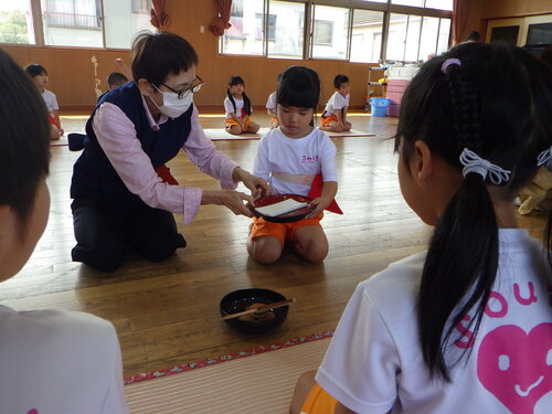 お茶のお稽古の練習