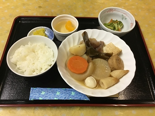 本日の昼食です