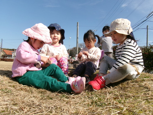 駅北公園で遊んでいる様子 (5)