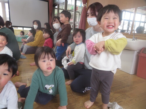 誕生会の様子 (4)