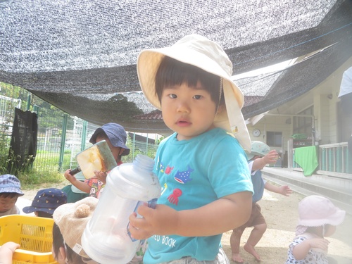 園庭遊びの様子 (5)