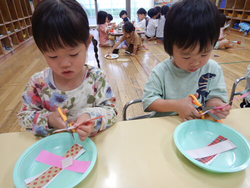イチゴ制作 (2)