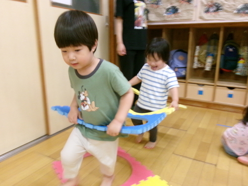 室内遊びの様子