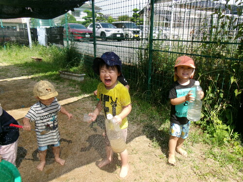 泥んこ遊び