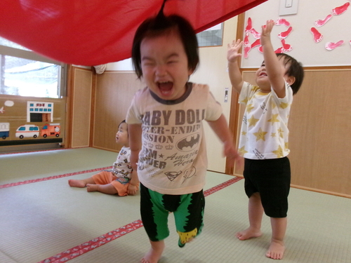 パラウェーブで遊んでいる
