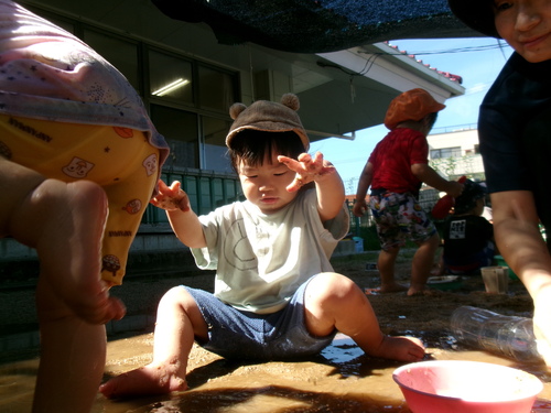 泥んこ遊び