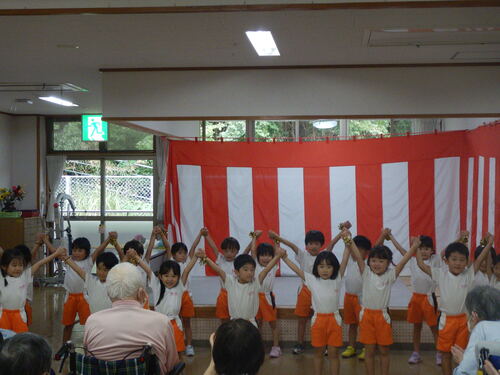 ダンスを踊る様子２