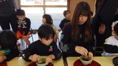 お茶のお稽古の様子８