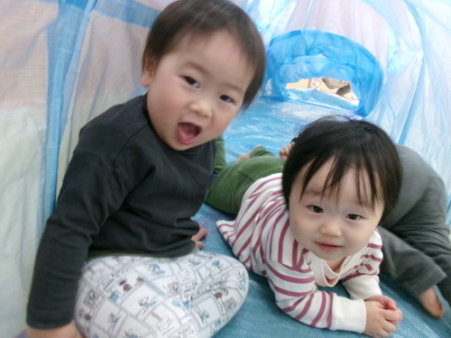 トンネルあそびの様子(3)