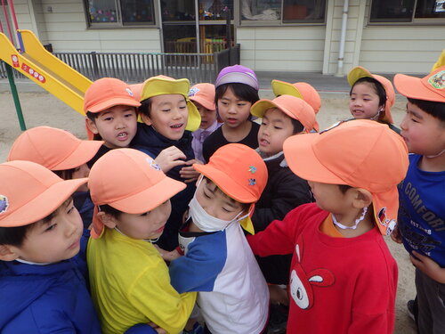 鬼ごっこの様子