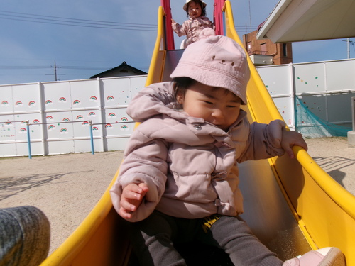 園庭遊びの様子 (3)