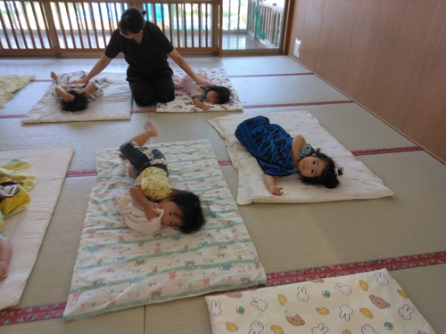 お昼寝の様子 (2)