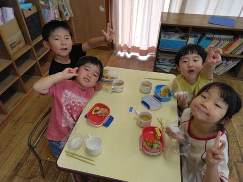 お弁当ごっこ８