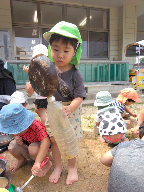 遊んでいる