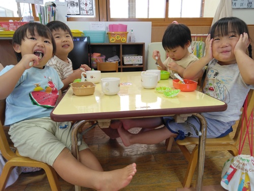 お弁当ごっこ