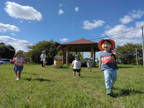 駅北公園で遊ぶ様子⑴